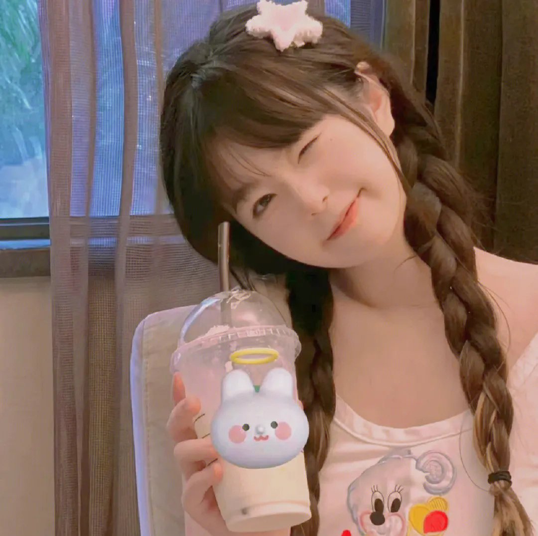 相逢何必曾相识